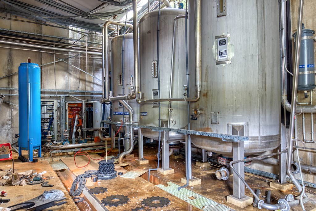 club soda hdr belgie urbex spa belgique belgium decay verlaten fabriek usine factory spawater bronwater ingestort lost abandoned